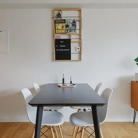 Welcome In - 'tremonia', Tegenover De Piste Met Balkon *